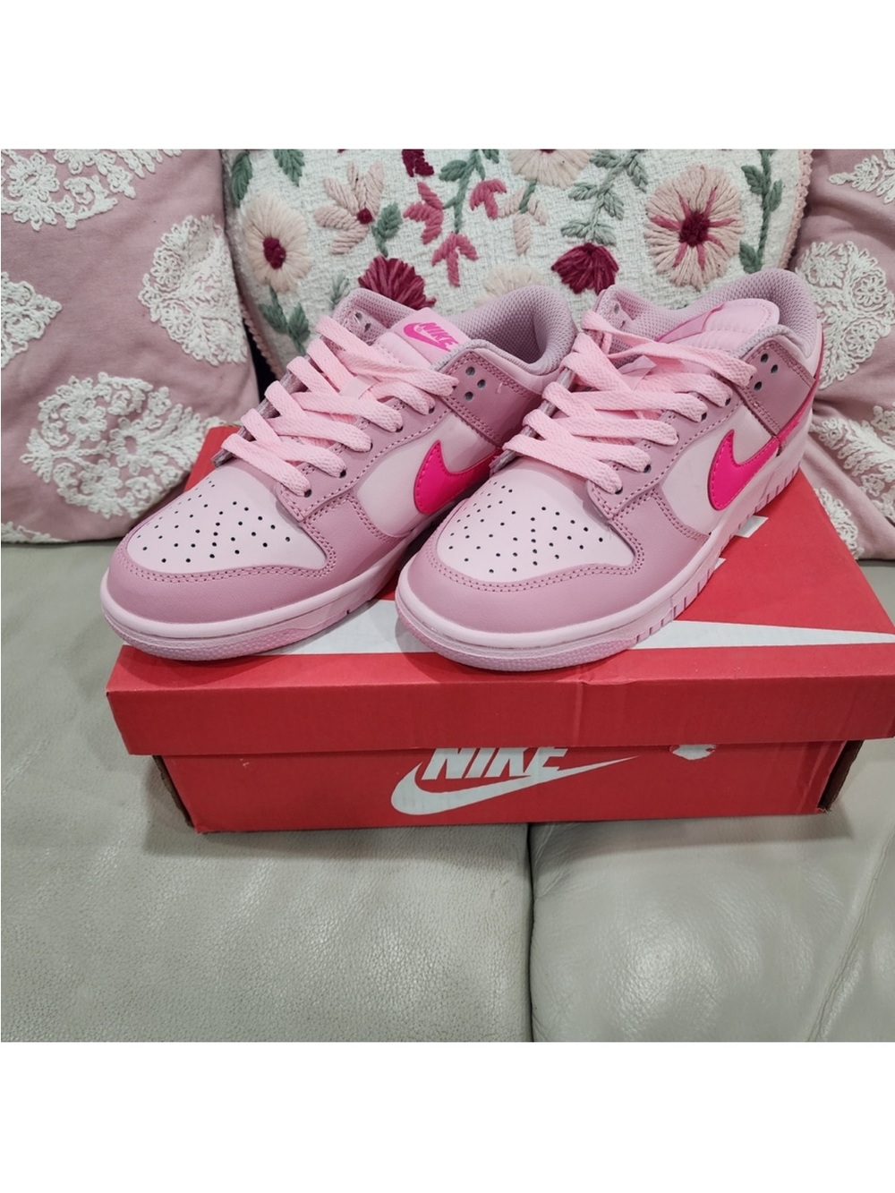 Nike Women’s Light Pink Low-Top Sneakers with Hot Pink Swoosh
